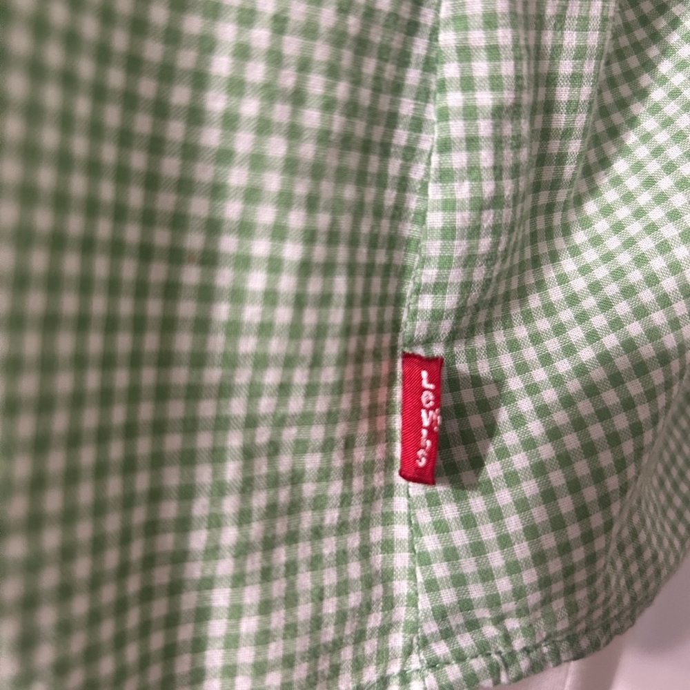 Levi's Green Checkered Button Down Shirt - Picture 6 of 8